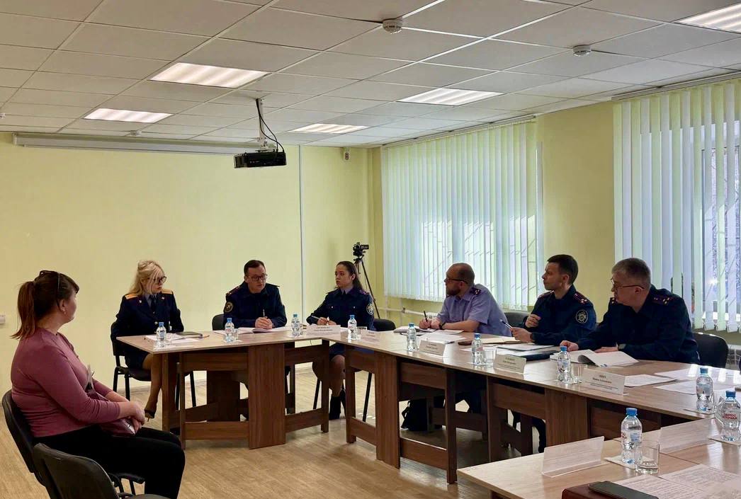 В городе Перми руководитель регионального следственного управления СК России провёл личный приём граждан из категории детей-сирот и детей, оставшихся без попечения родителей В городе Перми руководитель регионального следственного управления СК России провёл личный приём граждан из категории детей-сирот и детей, оставшихся без попечения родителей