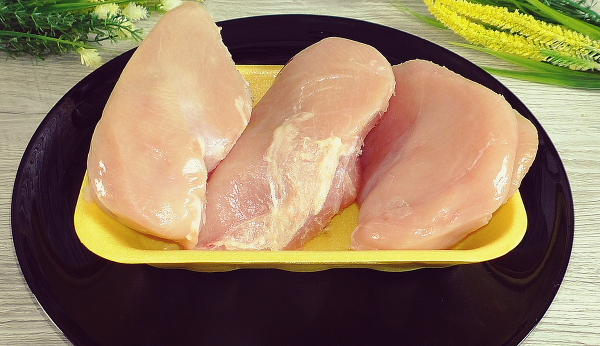 Как из 1 кг куриного филе приготовить два простых и вкусных блюда