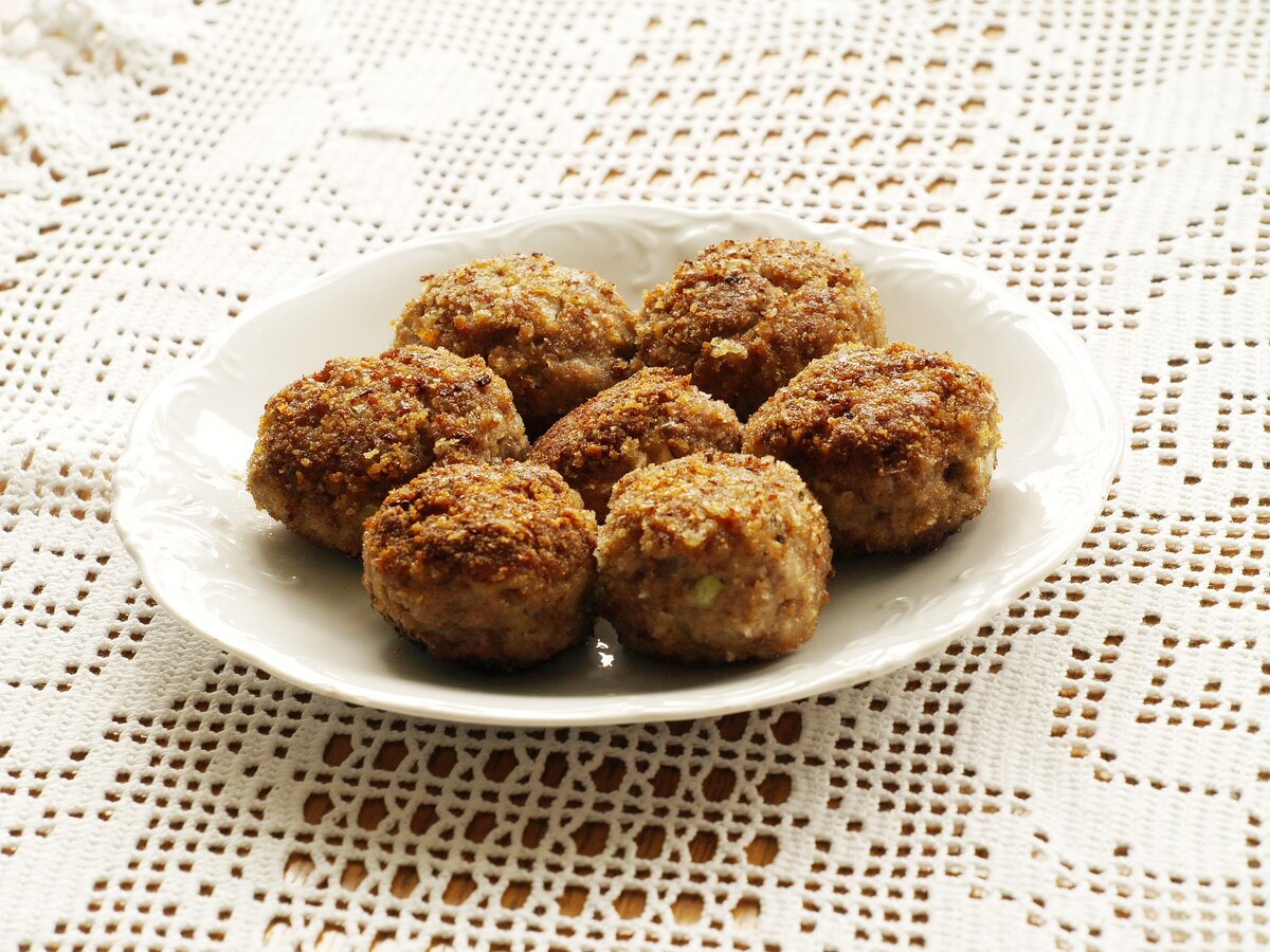 Советы по приготовлению идеальных котлет без лишних ингредиентов