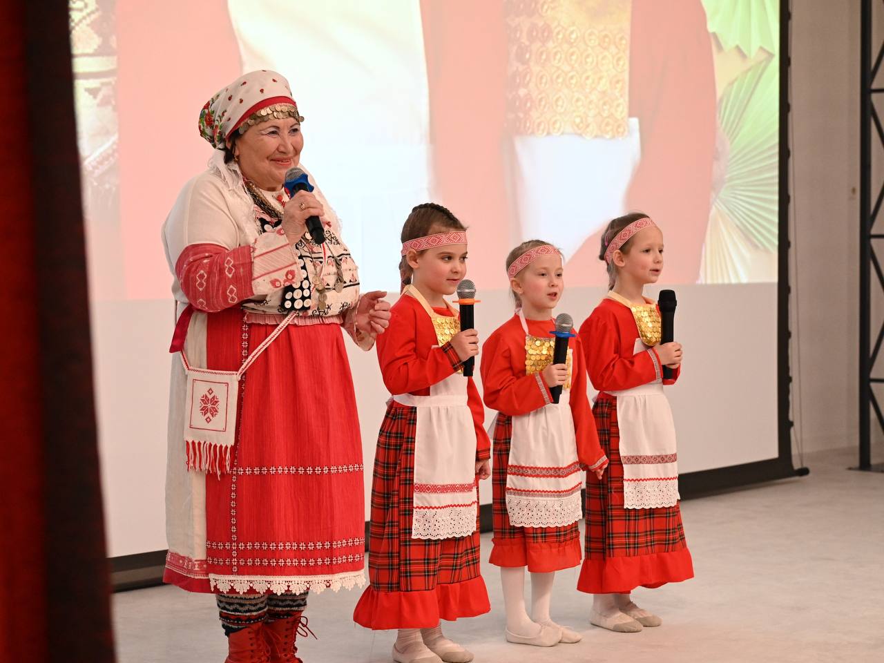 В Чайковском округе прошел форум семейных традиций народов Прикамья В Чайковском округе прошел форум семейных традиций народов Прикамья