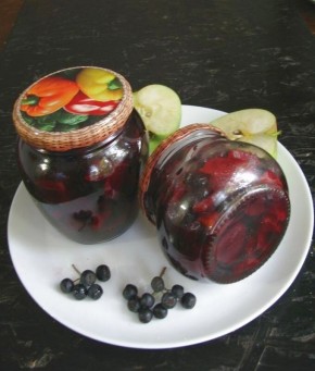 Вкусное варенье из черноплодной рябины с яблоками: простой рецепт