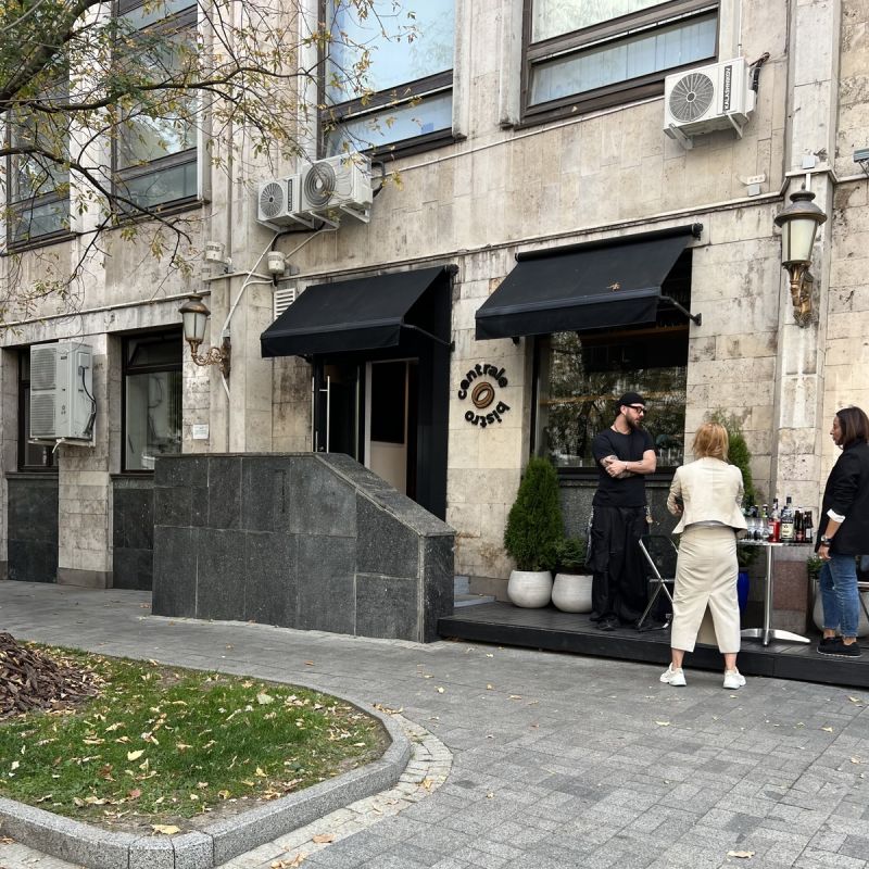 Centrale Bistro: ����� ��������� ���� ���������� � ������ �������