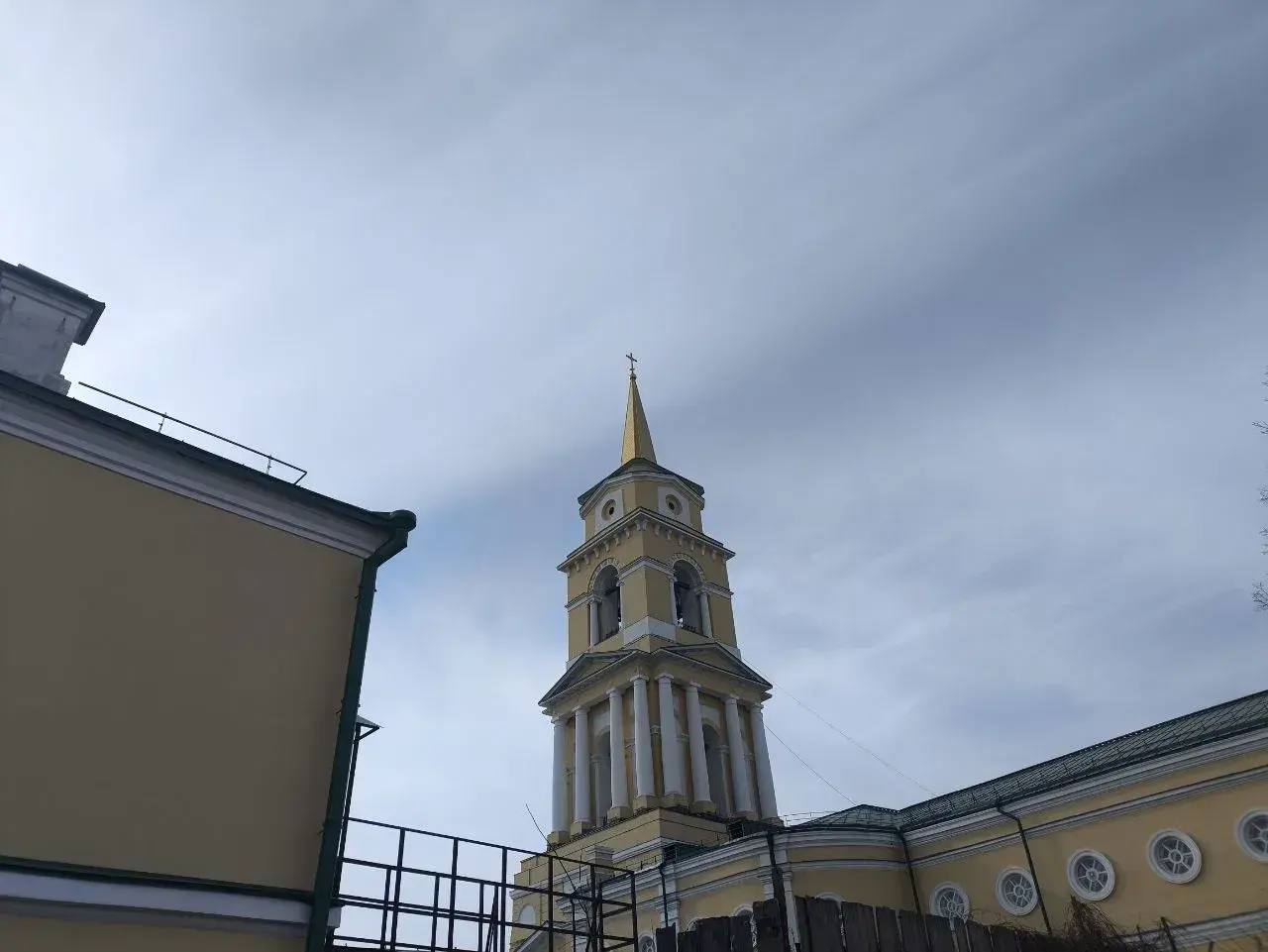 Председатель комитета краевого парламента по развитию инфраструктуры Павел Черепанов провел рабочий выезд в «Архиерейский квартал» в Перми Председатель комитета краевого парламента по развитию инфраструктуры Павел Черепанов провел рабочий выезд в «Архиерейский квартал» в Перми