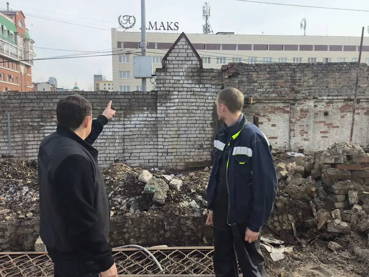 Председатель комитета краевого парламента по развитию инфраструктуры Павел Черепанов провел рабочий выезд в «Архиерейский квартал» в Перми Председатель комитета краевого парламента по развитию инфраструктуры Павел Черепанов провел рабочий выезд в «Архиерейский квартал» в Перми