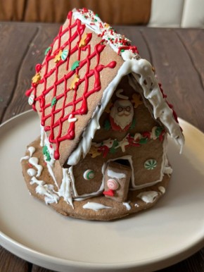 Создайте незабываемые воспоминания с пряничным домиком