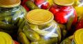 Как сохранить домашние заготовки от плесени: советы от эксперта