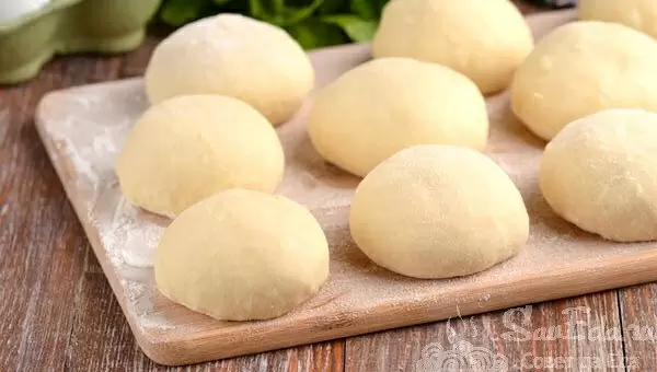 Легкие рецепты на кефире: четыре вида теста для выпечки