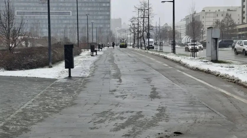 «Снегопад в апреле – к урожаю», – гласит народная примета «Снегопад в апреле – к урожаю», – гласит народная примета