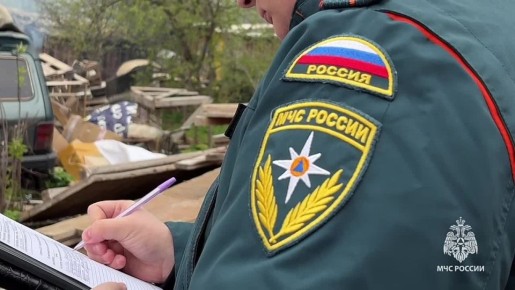 Огнеборцы МЧС России ликвидировали пожар в Перми