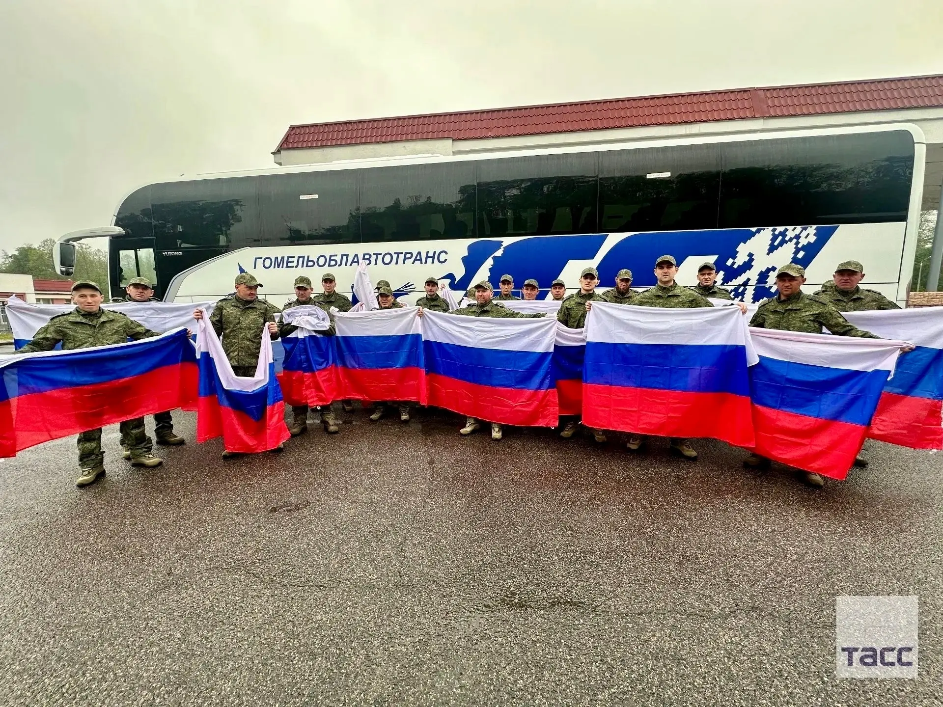 Двое жителей Пермского края вернулись из украинского плена