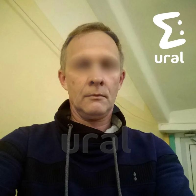 Пермский учитель мастурбировал на семиклассниц во время урока Пермский учитель мастурбировал на семиклассниц во время урока