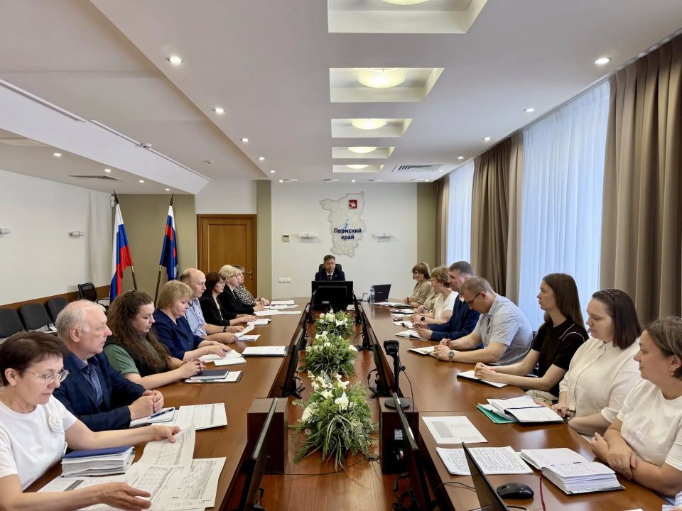 25 мая 2026 года руководитель УФК Пермскому краю Оловянников Д.А. провел еженедельное оперативное совещание с заместителями руководителя и начальниками отделов Управления
