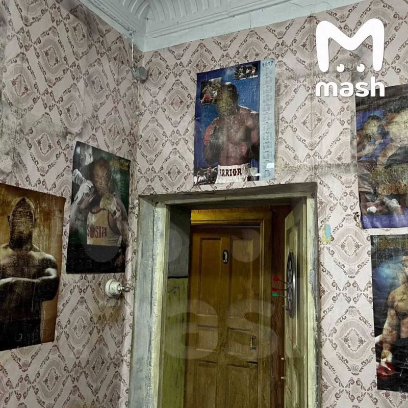 Из пермского музея "Реальных пацанов" за три года украли больше 35 разных экспонатов — причём гости приняли подарки от туристов за реквизит из сериала Из пермского музея "Реальных пацанов" за три года украли больше 35 разных экспонатов — причём гости приняли подарки от туристов за реквизит из сериала
