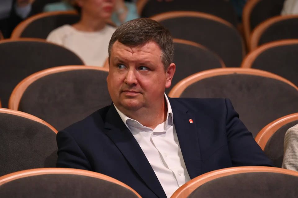 Губернатор Дмитрий Махонин выступил с ежегодным посланием Губернатор Дмитрий Махонин выступил с ежегодным посланием