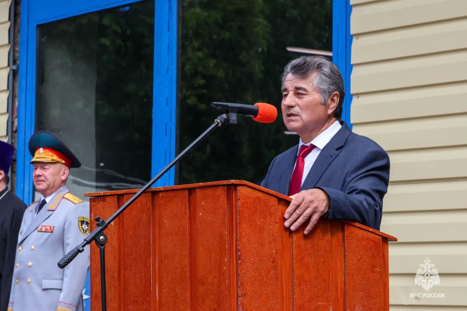 Память сильнее времени. В Перми прошла торжественная церемония открытия мемориальной доски младшему сержанту внутренней службы Сергею Владиславовичу Уланову, погибшему при исполнении служебного долга 27 мая 1987 года Память сильнее времени. В Перми прошла торжественная церемония открытия мемориальной доски младшему сержанту внутренней службы Сергею Владиславовичу Уланову, погибшему при исполнении служебного долга 27 мая 1987 года