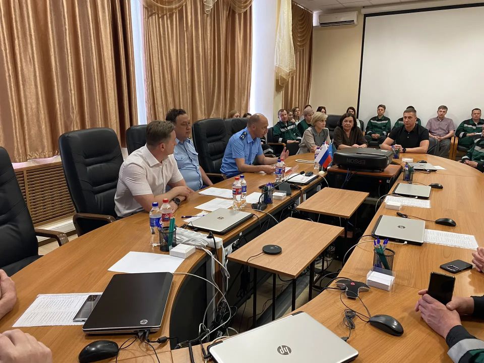 Заместитель прокурора Пермского края Алексей Иванов провел выездной прием граждан в Еловском и Чайковском округах Заместитель прокурора Пермского края Алексей Иванов провел выездной прием граждан в Еловском и Чайковском округах