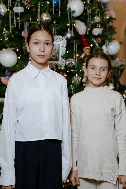 «Сегодня, в первый день лета, мы отмечаем День защиты детей! Дети – самое главное, что есть в нашей жизни «Сегодня, в первый день лета, мы отмечаем День защиты детей! Дети – самое главное, что есть в нашей жизни