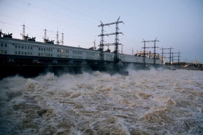 КамГЭС поставила двойной рекорд по выработке электроэнергии