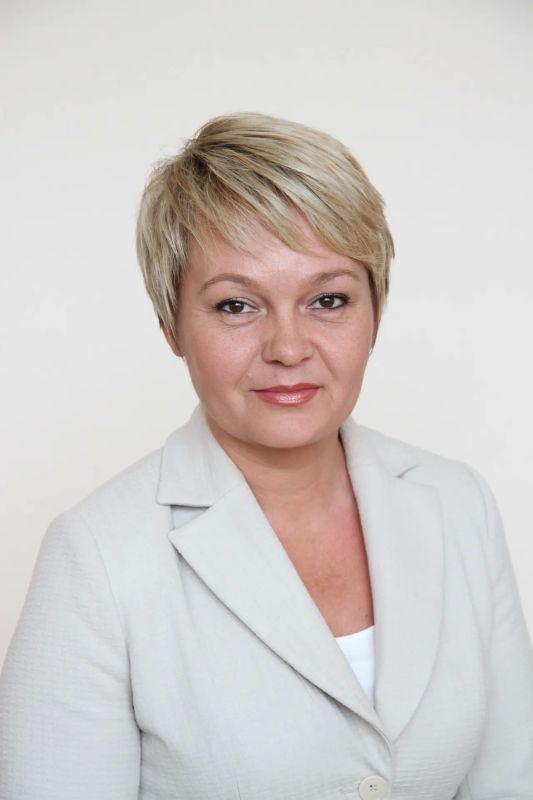 ПОЗДРАВЛЯЕМ!. Сегодня, 6 июня, свой День рождения отмечает заместитель руководителя Управления Федерального казначейства по Пермскому краю — Бобкова Марина Борисовна! Примите самые тёплые и искренние поздравления в ваш...