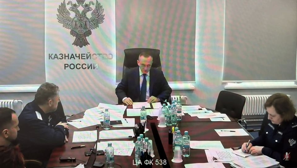8 июня 2026 года руководитель УФК по Пермскому краю Оловянников Д.А. принял участие в совещании в формате видео-конференц-связи под председательством первого заместителя руководителя Федерального казначейства Э.А. Исаева 8 июня 2026 года руководитель УФК по Пермскому краю Оловянников Д.А. принял участие в совещании в формате видео-конференц-связи под председательством первого заместителя руководителя Федерального казначейства Э.А. Исаева