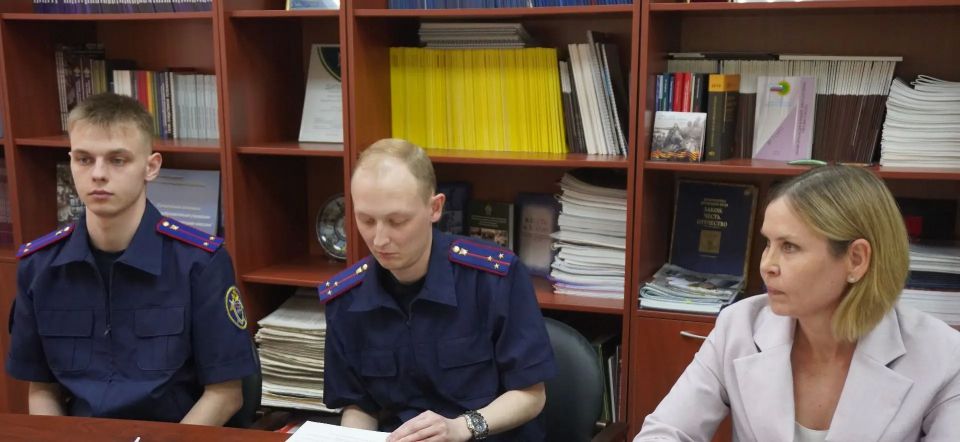 В региональном следственном управлении состоялся круглый стол, приуроченный ко Дню учреждения должности судебного следователя в Российской империи В региональном следственном управлении состоялся круглый стол, приуроченный ко Дню учреждения должности судебного следователя в Российской империи