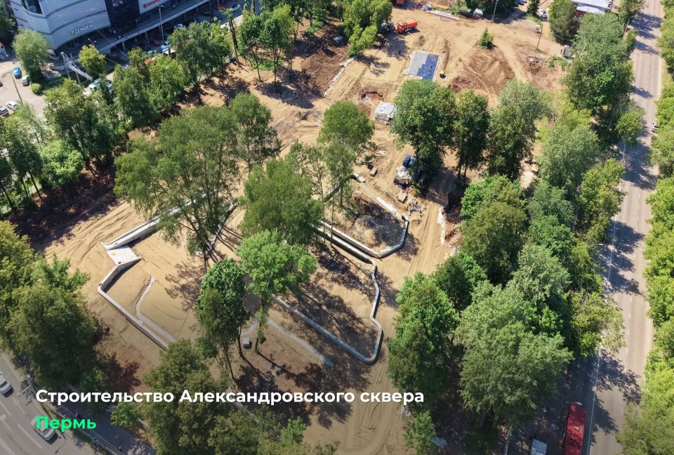 Дмитрий Махонин: Продолжаем строительство Александровского сквера в центре Перми