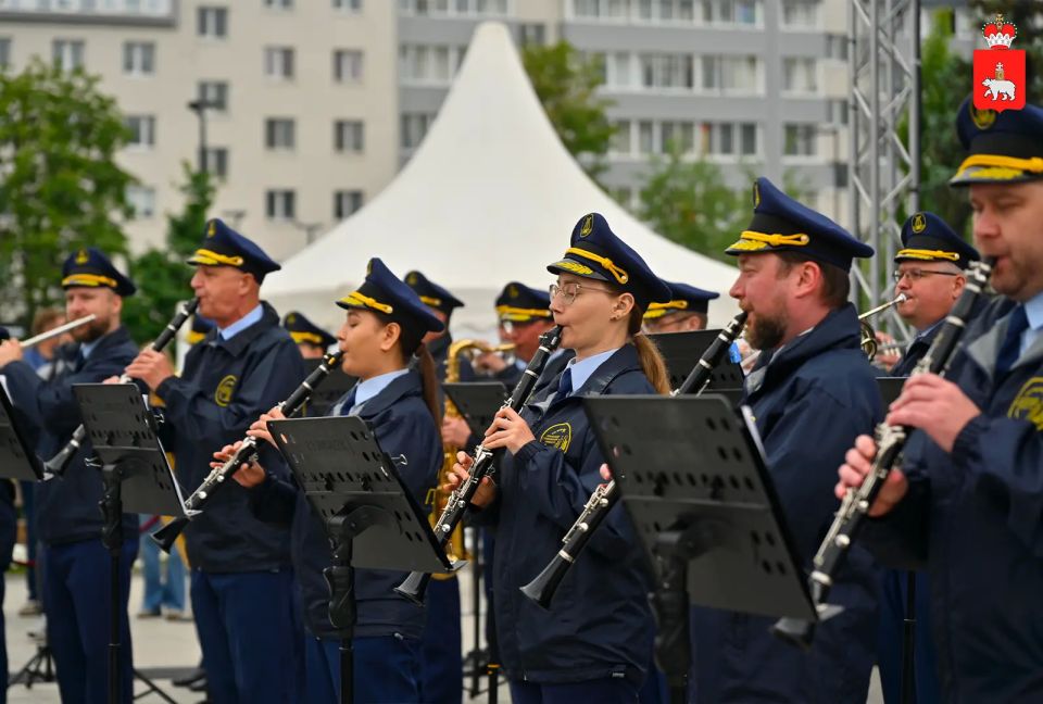 В Перми появились новые памятные плиты В Перми появились новые памятные плиты
