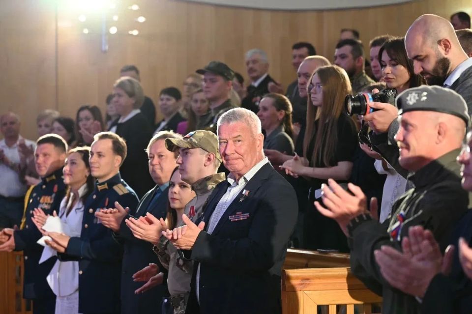 В Перми отметили выдающихся пермяков В Перми отметили выдающихся пермяков