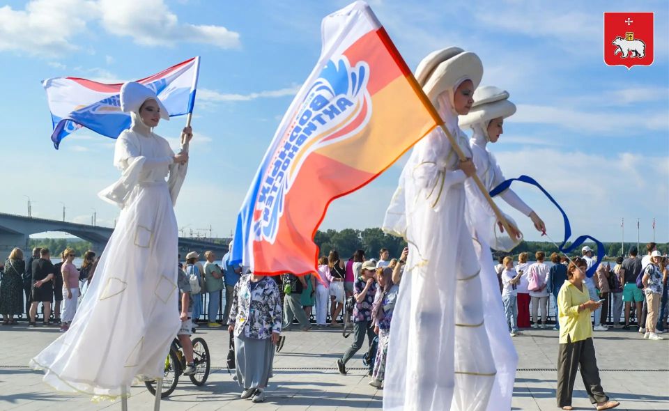 На центральной набережной Камы прошёл фестиваль водных активностей. На центральной набережной Камы прошёл фестиваль водных активностей.
