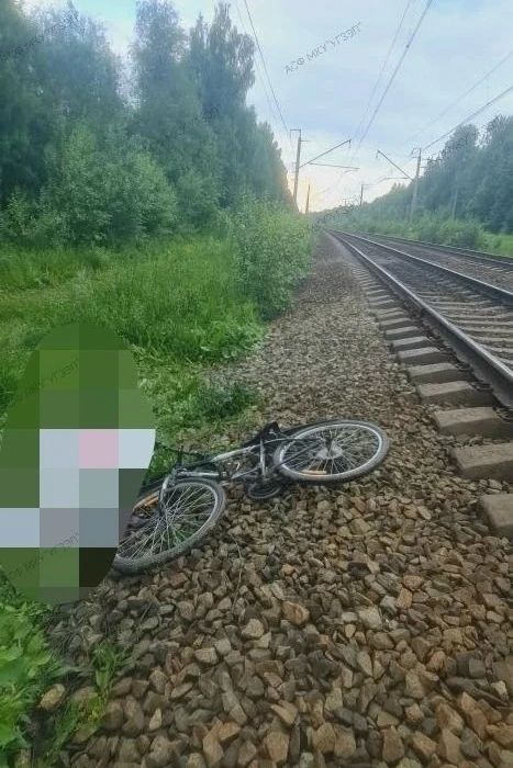 В Пермском крае под колёсам поезда погиб 11-летний ребёнок