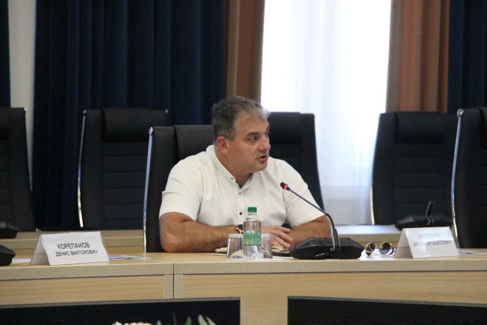 На общественном совете при Минтербезе обсудили комплектование БАРС, профилактику дропперства и поддержку гуманитарной миссии На общественном совете при Минтербезе обсудили комплектование БАРС, профилактику дропперства и поддержку гуманитарной миссии