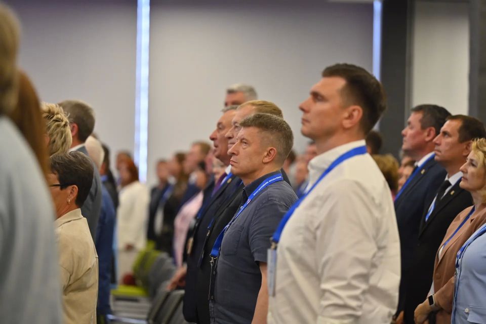 Дмитрий Махонин: Провели конференцию регионального отделения «Единой России» Дмитрий Махонин: Провели конференцию регионального отделения «Единой России»