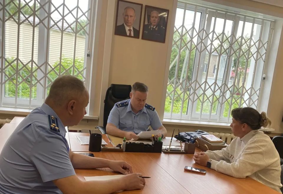 Заместитель прокурора Пермского края Павел Попов провёл выездные приёмы в Куединском и Осинском округах Заместитель прокурора Пермского края Павел Попов провёл выездные приёмы в Куединском и Осинском округах