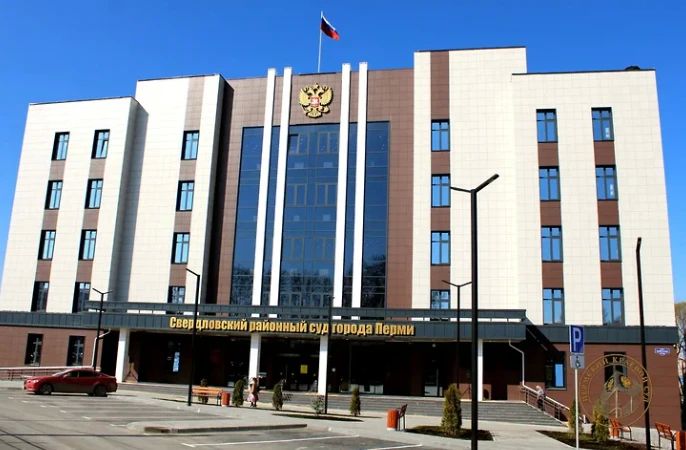 Подростков, обвиняемых в нападении на жителей Перми, отправили под домашний арест
