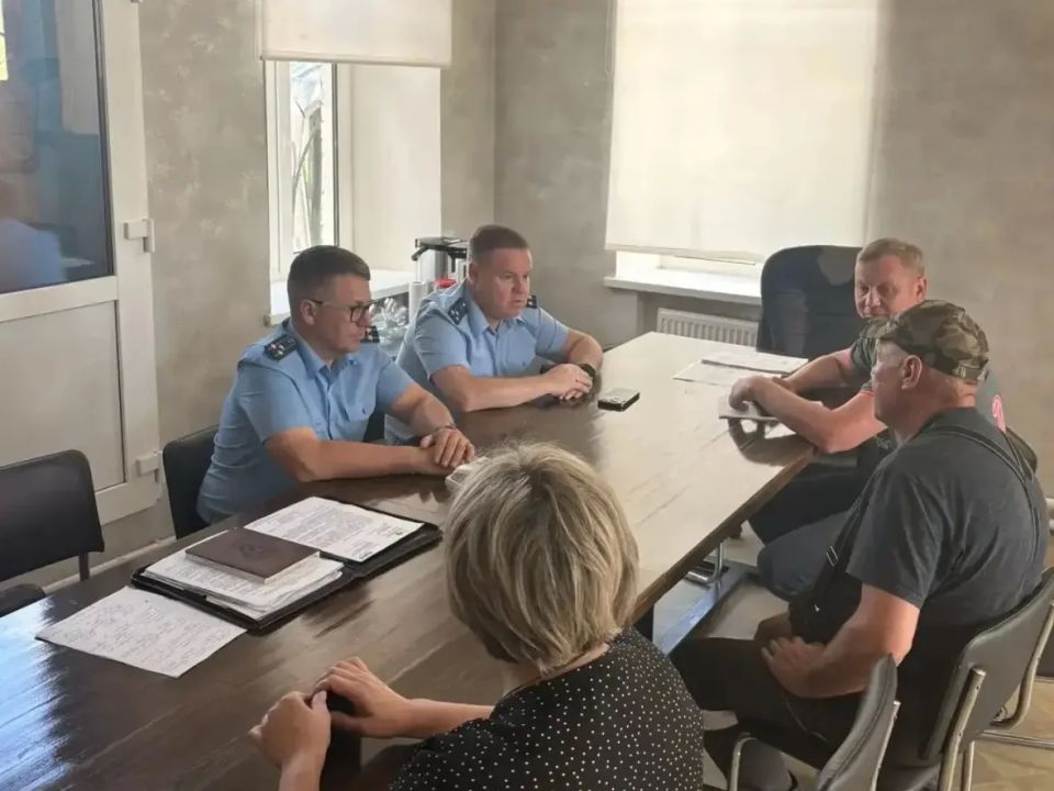 Заместитель прокурора Пермского края Павел Попов провёл выездные приёмы в Куединском и Осинском округах Заместитель прокурора Пермского края Павел Попов провёл выездные приёмы в Куединском и Осинском округах