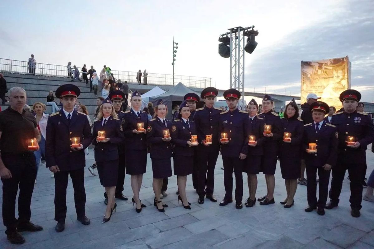 В Перми сотрудники ведомства в годовщину начала Великой Отечественной войны приняли участие в памятном мероприятии В Перми сотрудники ведомства в годовщину начала Великой Отечественной войны приняли участие в памятном мероприятии