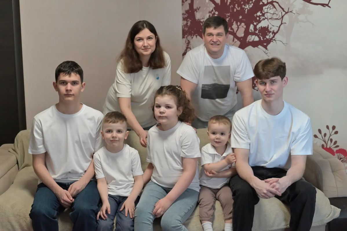 10-летней пермячке из многодетной семьи нужны деньги на реабилитацию