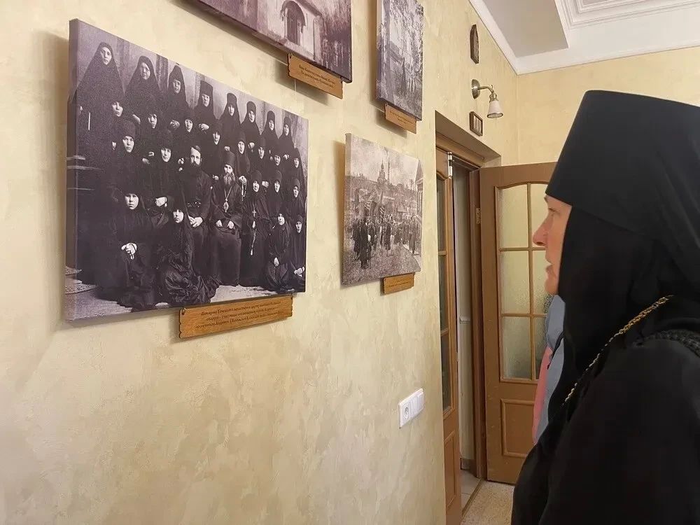 В самом центре Перми, за шумными улицами, находится Успенский женский монастырь В самом центре Перми, за шумными улицами, находится Успенский женский монастырь