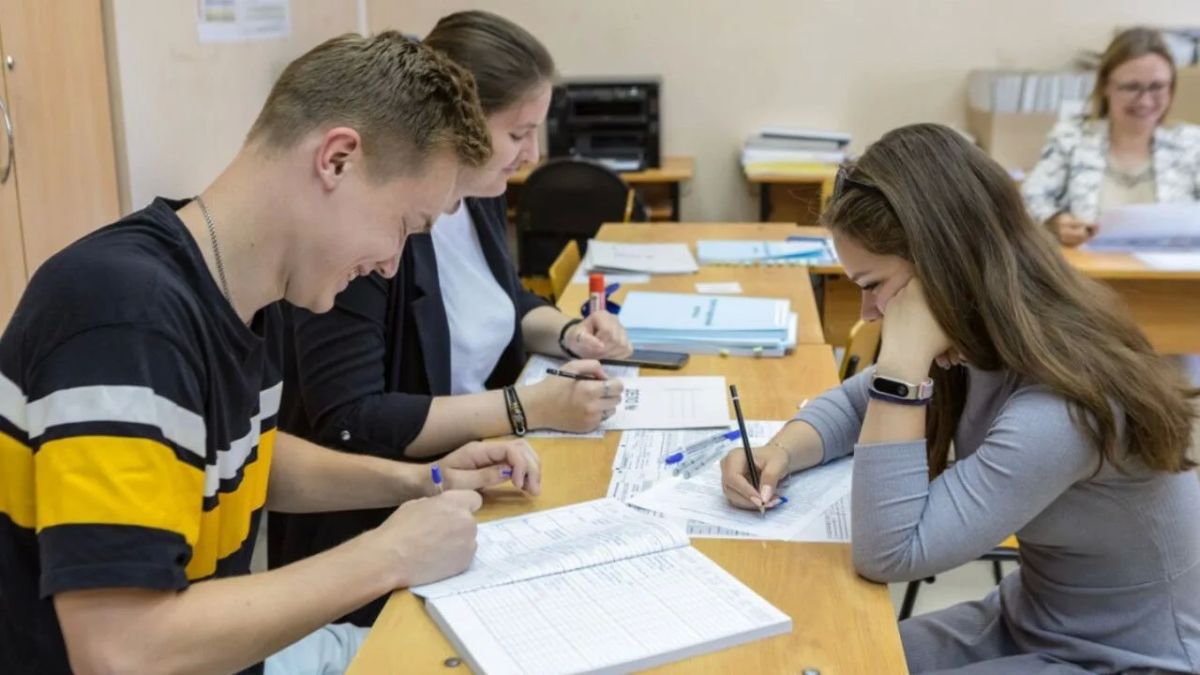 Абитуриенты выбирают ПГНИУ и Пермским Политех: в вузах выросло число заявлений на бюджет