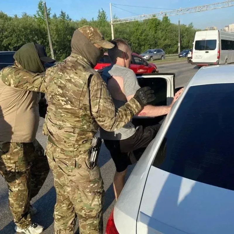 Прикамца задержали по обвинению в госизмене— он передавал иностранным спецслужбам фото НПЗ и транспортных объектов