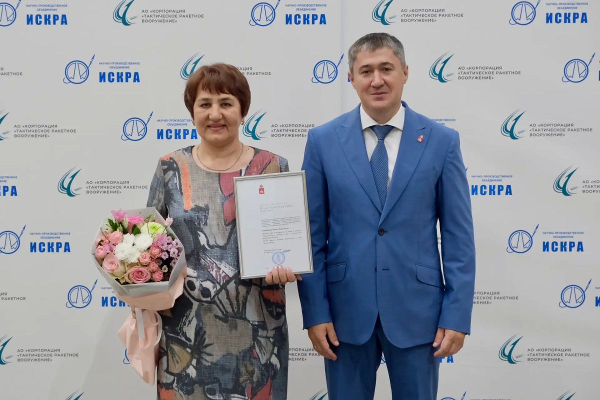 Дмитрий Махонин: НПО «Искра» — предприятие, которое знают далеко за пределами Пермского края Дмитрий Махонин: НПО «Искра» — предприятие, которое знают далеко за пределами Пермского края