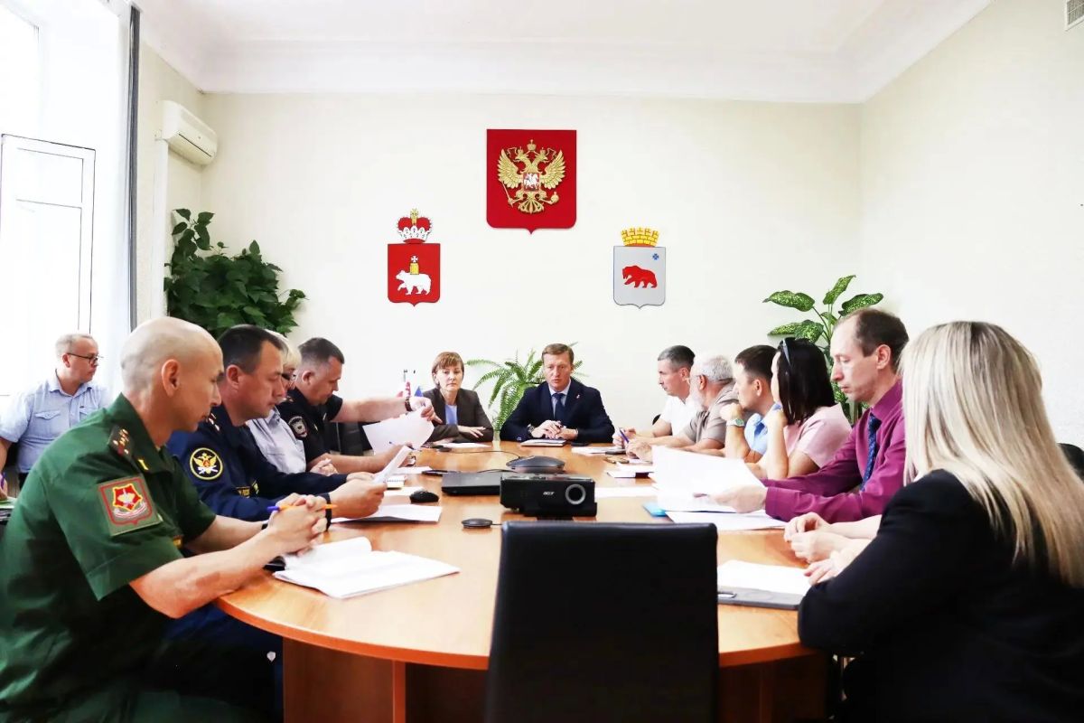 Вопросы обеспечения безопасности обсудили в Юсьвенском и Кудымкарском округах Вопросы обеспечения безопасности обсудили в Юсьвенском и Кудымкарском округах