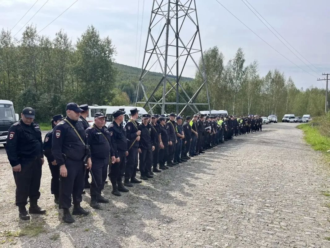 В Прикамье прошло антитеррористическое учение В Прикамье прошло антитеррористическое учение