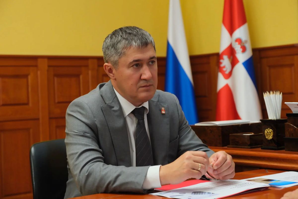 Дмитрий Махонин: Провели рабочую встречу с председателем Законодательного Собрания Пермского края Валерием Сухих Дмитрий Махонин: Провели рабочую встречу с председателем Законодательного Собрания Пермского края Валерием Сухих
