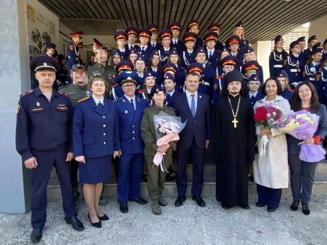В Приволжье росгвардейцы приняли участие в мероприятиях, посвященных Дню знаний В Приволжье росгвардейцы приняли участие в мероприятиях, посвященных Дню знаний