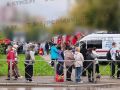 На месте попадания в жилой дом работают оперативные службы