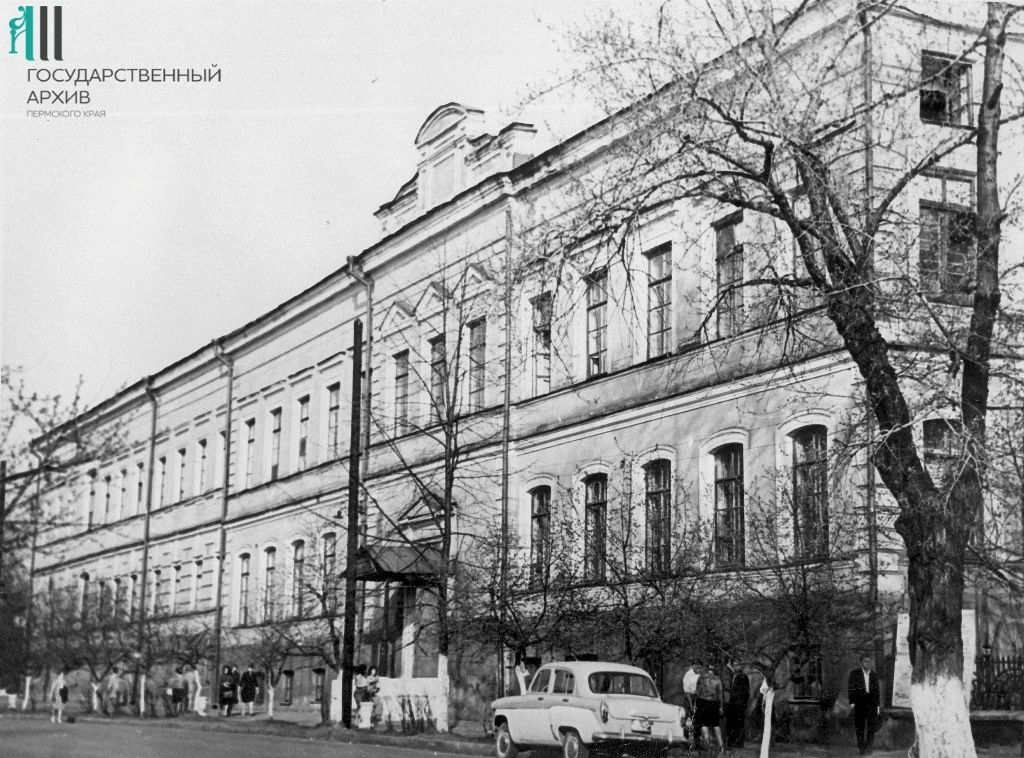 Пермский медицинский университет отмечает 110-летие: архивные кадры Пермский медицинский университет отмечает 110-летие: архивные кадры
