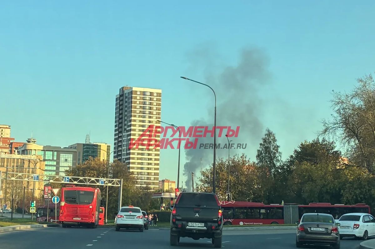 Читатели сообщают о чёрном дыме в районе Данилихи