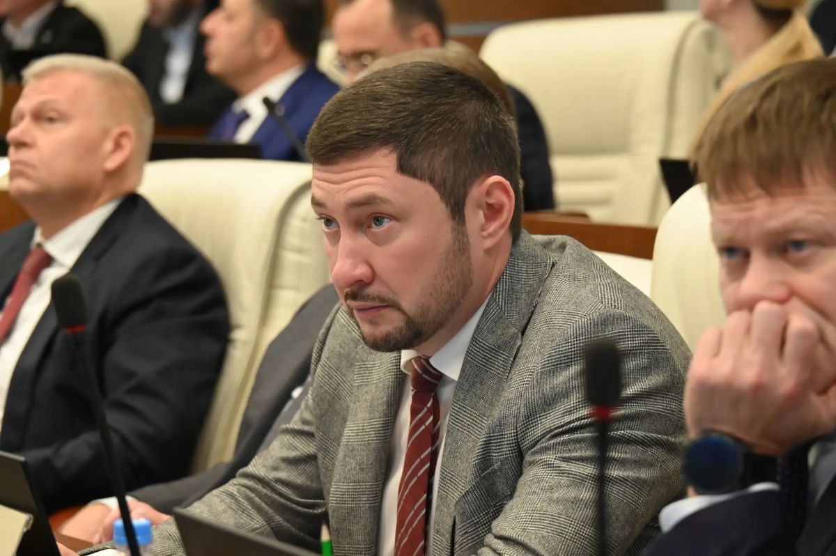 Итоги первого заседания Законодательного Собрания пятого созыва Итоги первого заседания Законодательного Собрания пятого созыва