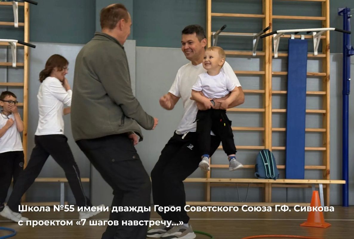 Дмитрий Махонин: Учителя, которые формируют будущее Дмитрий Махонин: Учителя, которые формируют будущее